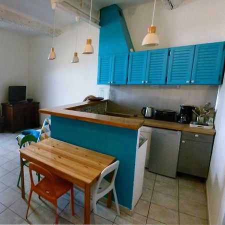 Appartement Au Pied Du Gardon. Remoulins Exterior photo